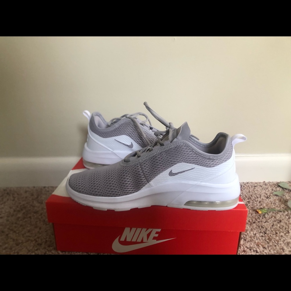 nike air max motion 2